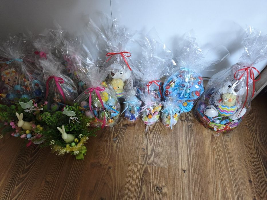 Boxy, paczki, upominki, stroiki .