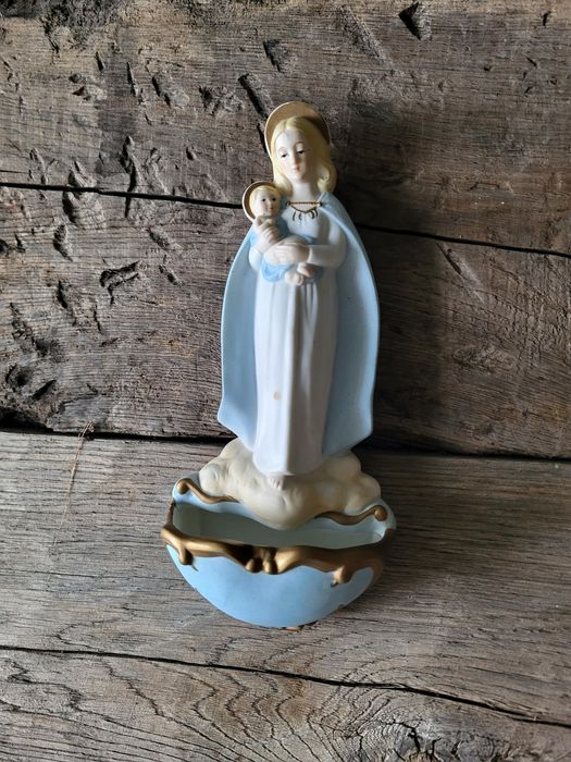 Maryja porcelanowa kropielnica Matka Boska