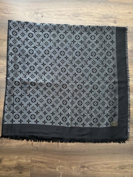 Шаль Louis Vuitton Monogram Shine Shawl Original (хустка сумка гаманець краватка прикраси аксесуари)