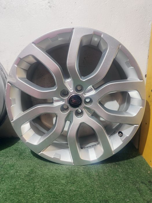 Felgi aluminiowe OE Land-Rover 20" 8J Et45 5x108