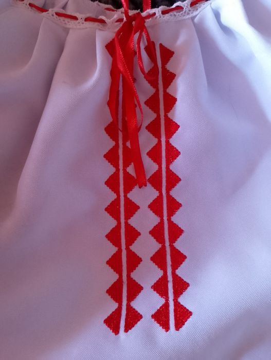 Вишиванка для дівчинки
