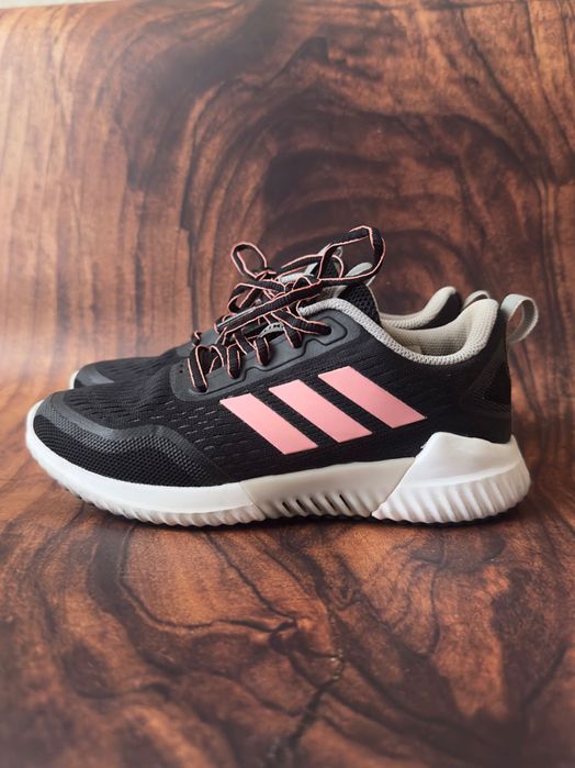 Кросівки Adidas жіночі