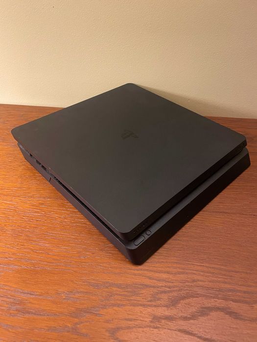 konsola PS4 Slim 500GB