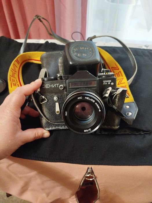 Срочно продам фотоаппарат Зенит