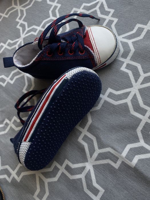 Пінетки взуття для малюків 0-9 місяців