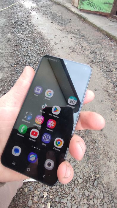 Samsung  S22  (Офіційний)