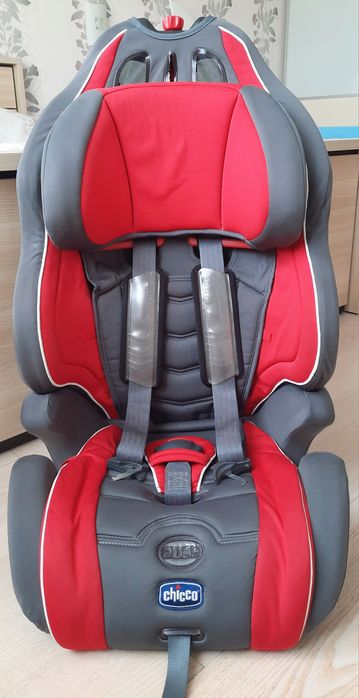 Автокрісло Chicco 9-36 кг
