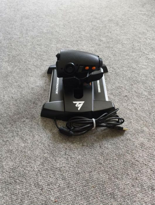 Joystick thrustmaster T.16000MFCSHotas
