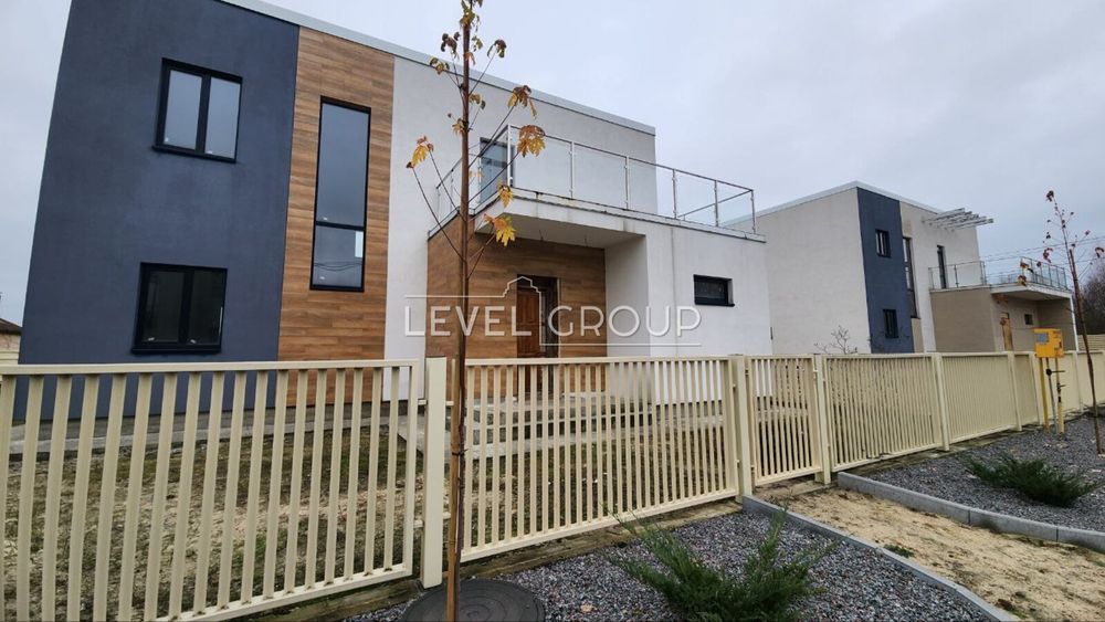 Продаж будинку з виходом на воду! Козин, містечко, заповідник