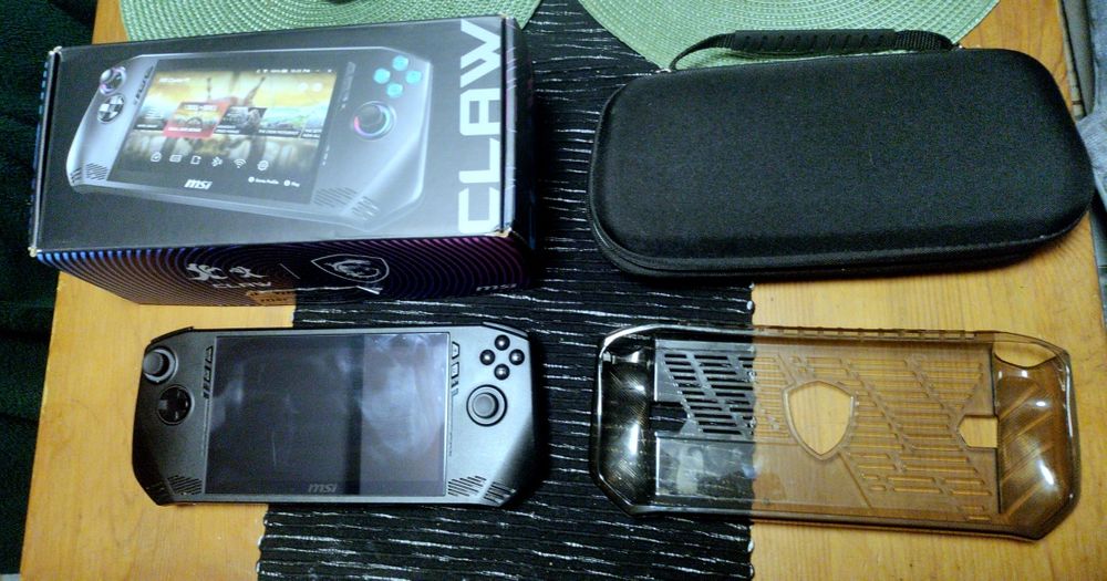 MSI claw a1m-064 / Ultra 155h / Win 11 LTSC / PTM7950