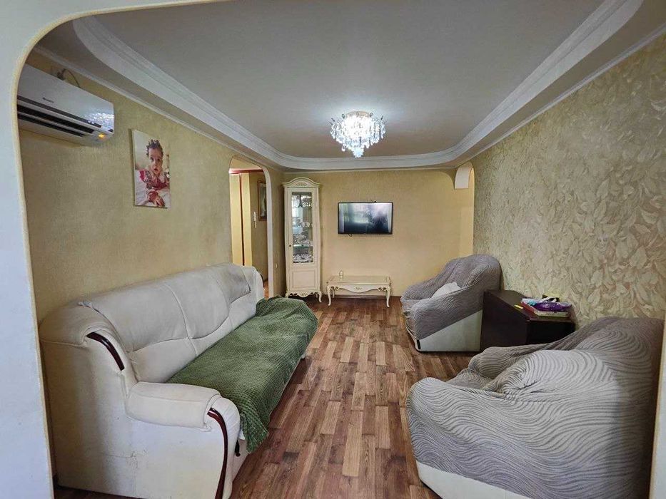 ПРОДАМ 3-ох кімнатну квартиру по вул.Перемоги (Победе)