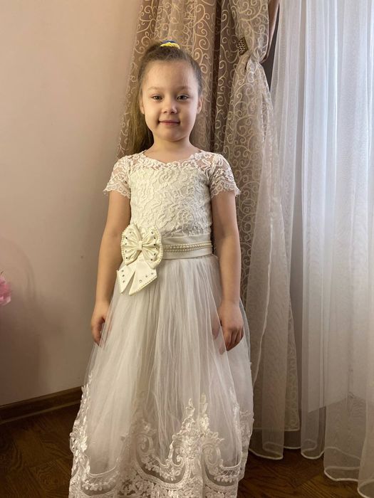 Сукні для дівчаток