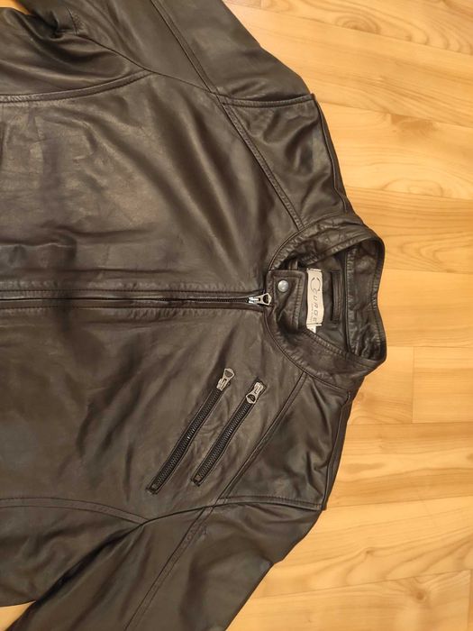 Мужская кожаная куртка размер 54