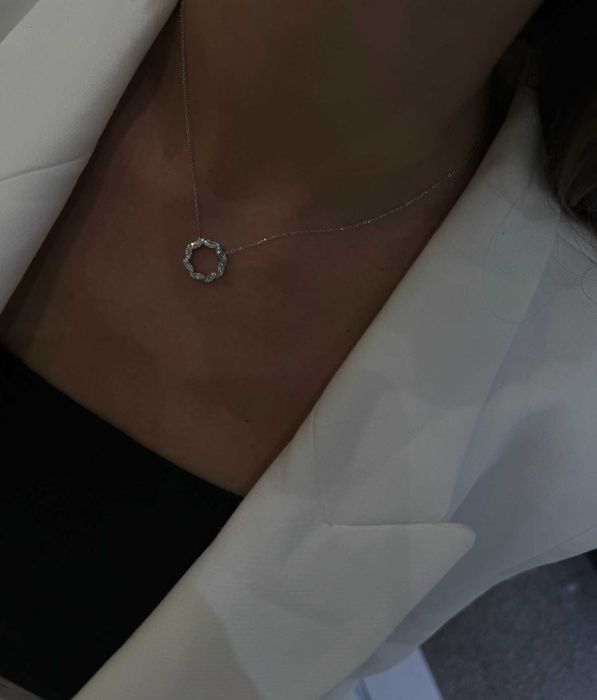 Naszyjnik z diamentami naturalnymi 0.38 ct bagiety Infinity