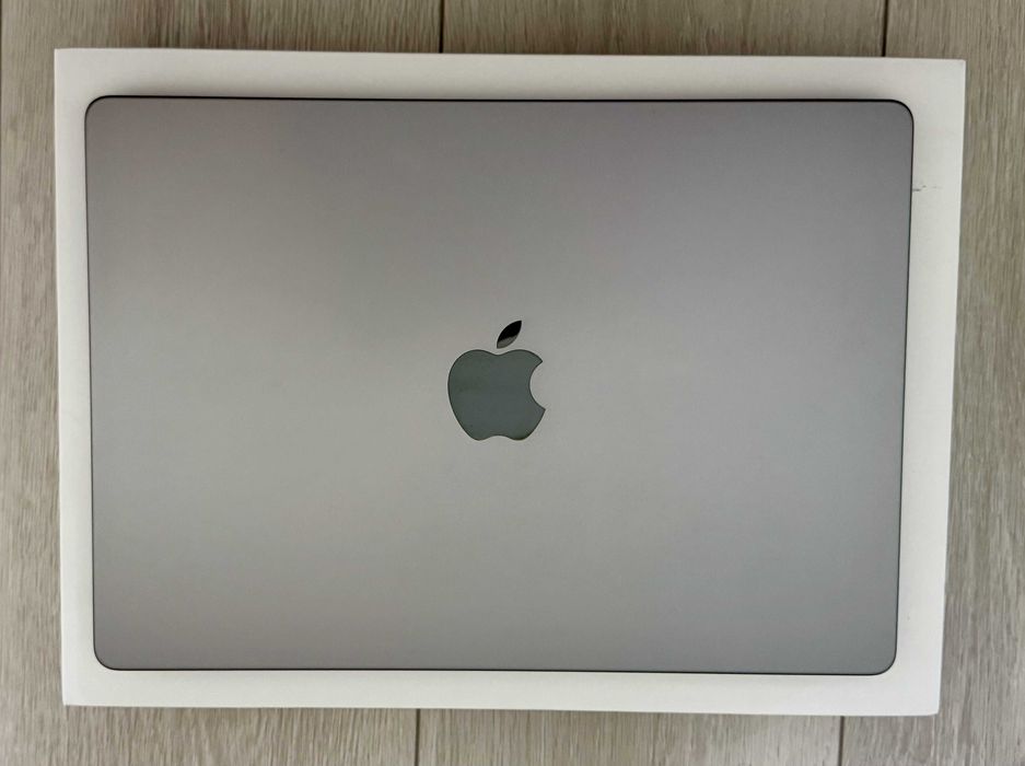 MacBook Pro 14'', M1 16GB RAM, 512GB SSD