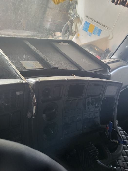 Продам SCANIA P340 -2006 год