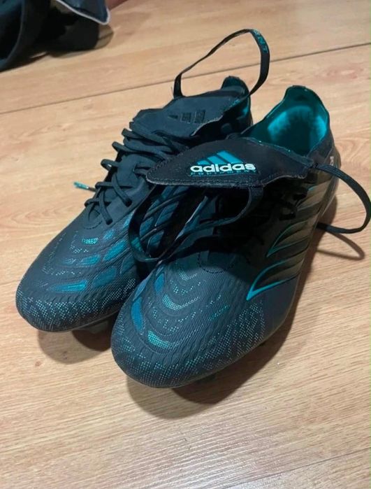 Chuteira original adidas