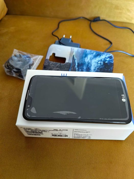 Nie przegap Smartfon LG K10 420n 16GB