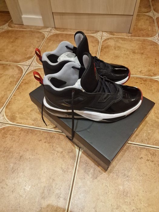 Buty Jordan Stay Loyal 3