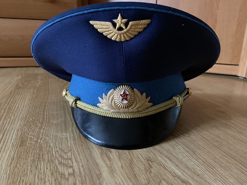 Офицерская парадная фуражка