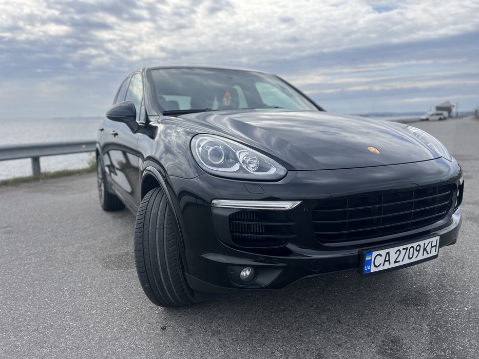 Продаж Porsche Cayenne 2014