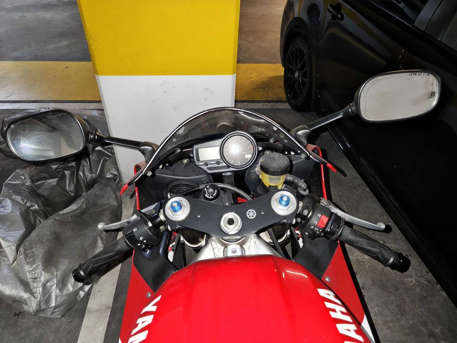 Yamaha YZF R1 de 2000 com 5000km!!! 100% original para coleccionadores
