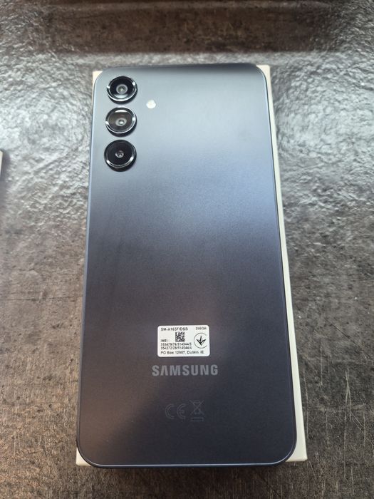 Телефон Samsung A16 8/256