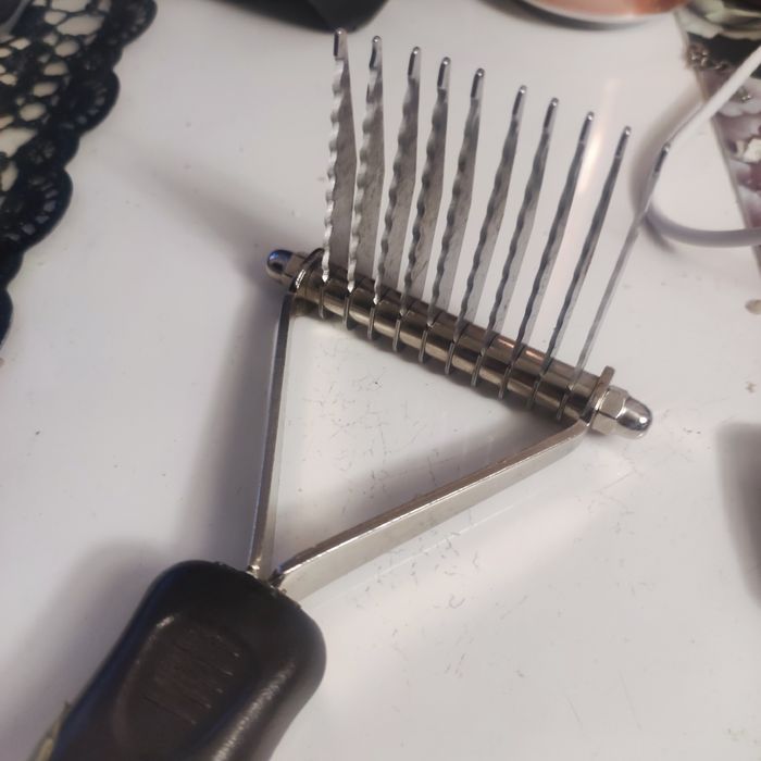 Trymer do czesania dla psa