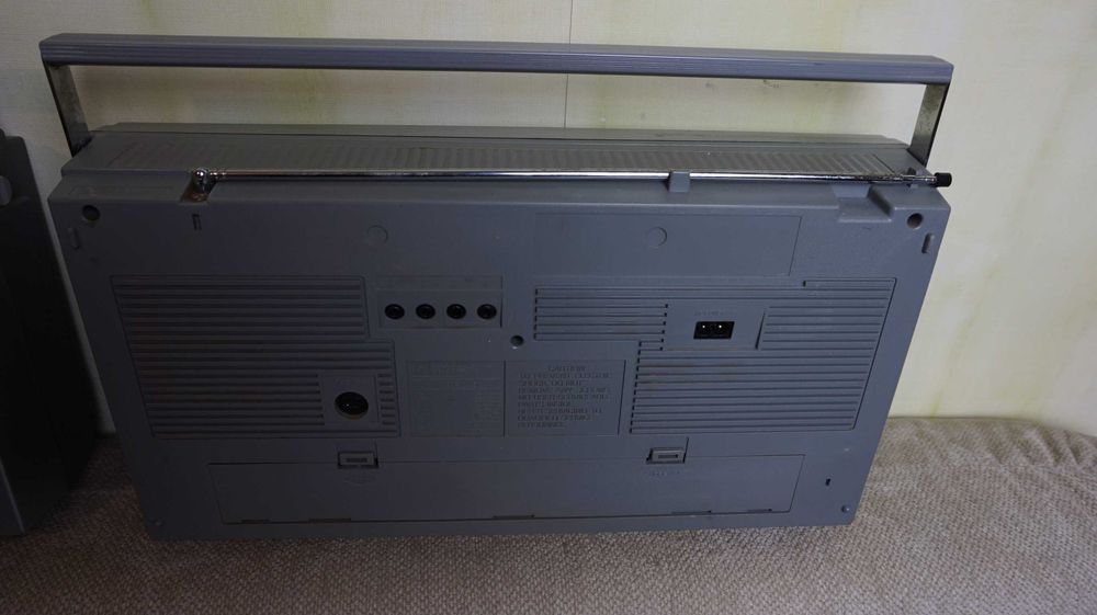 Магнитола японская Toshiba RT-120S