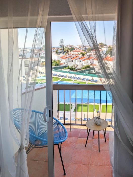 Apartamento T1 com A/C Piscina Varanda Vista Mar