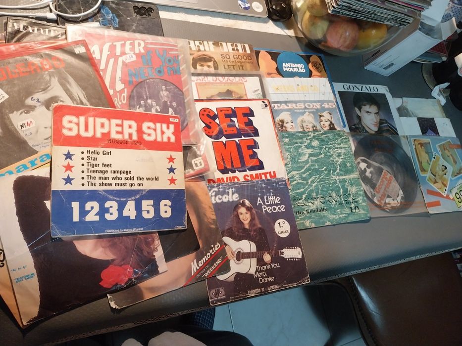Discos vinil / singles / LP música variada/ impecaveis
