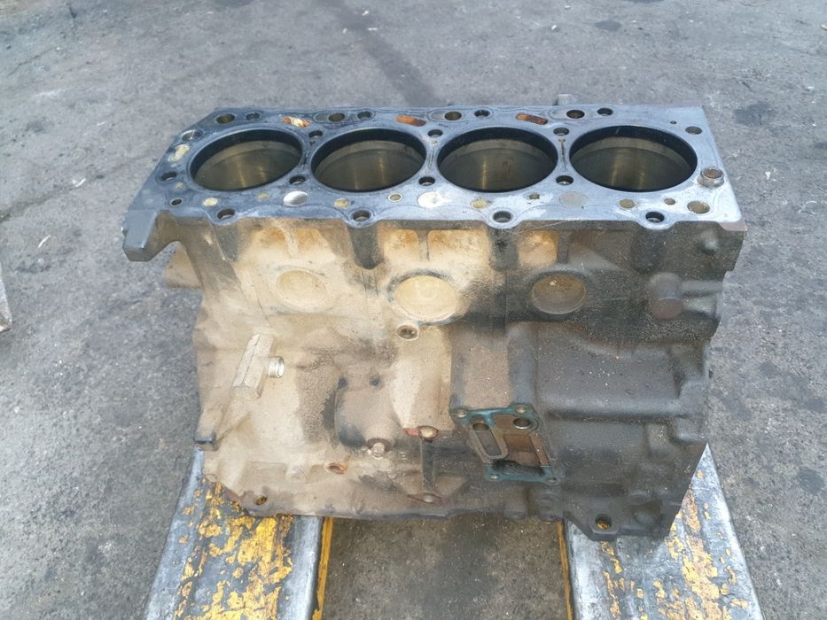 Блок циліндрів STD 2.5 DID 4D56U 16кл. Mitsubishi L200 Pajero Sport