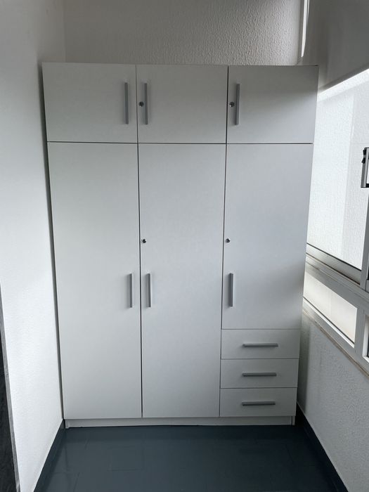 Roupeiro branco 3 portas 120cm