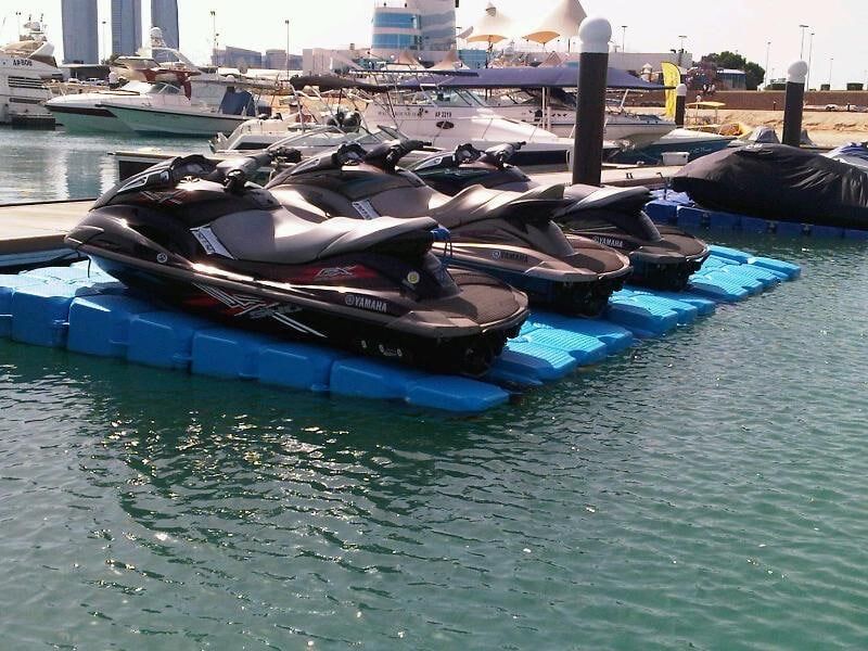 Плавучий док Seadoo Yamaha човен