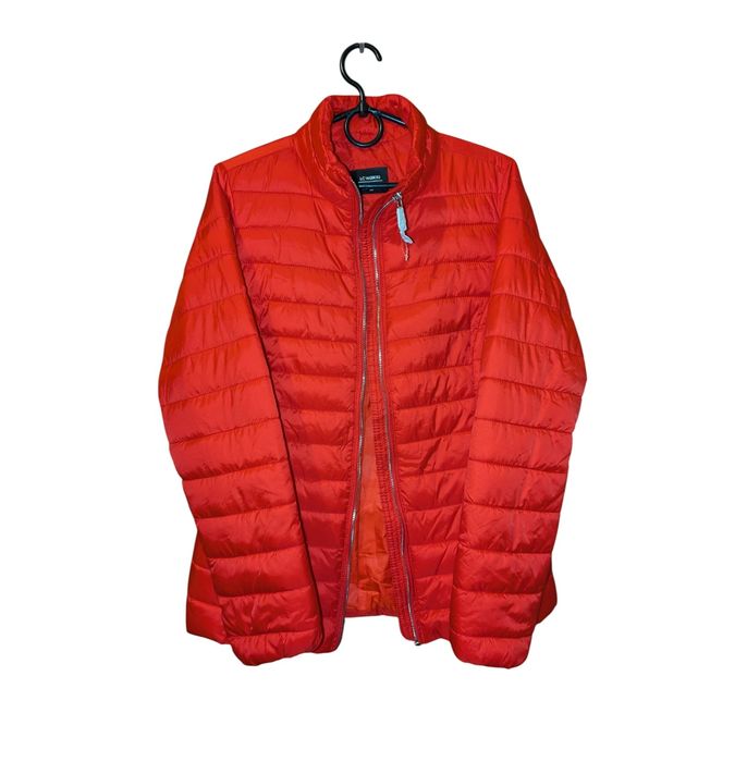 Осіння куртка, нова, розмір S—M