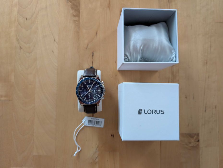 Zegarek Lorus RT357GX9 Chronograf 46mm 100m