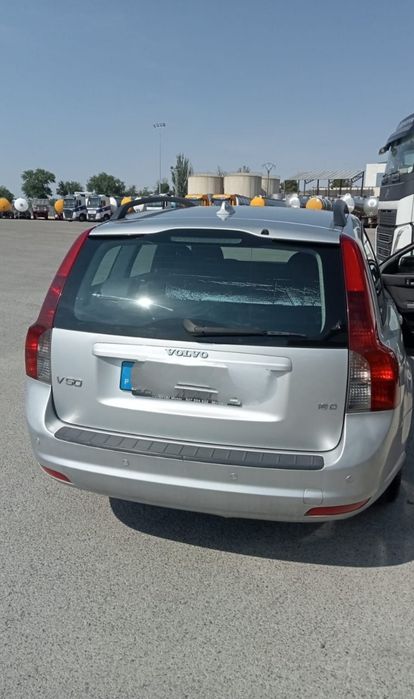 Volvo V50   2008 — photo 2