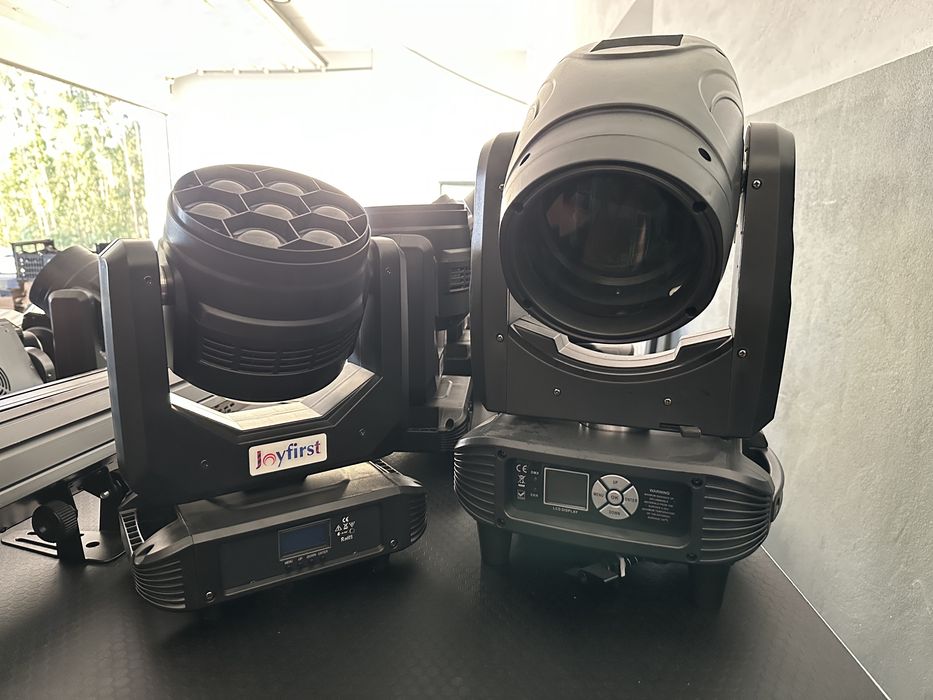 Lote completo profissional de luzes (Moving head, Wash head, etc)