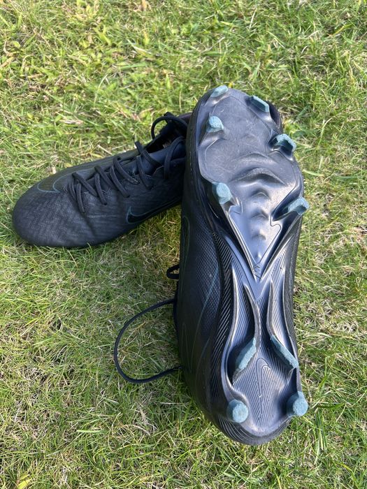 Chuteiras Nike - praticamente novas