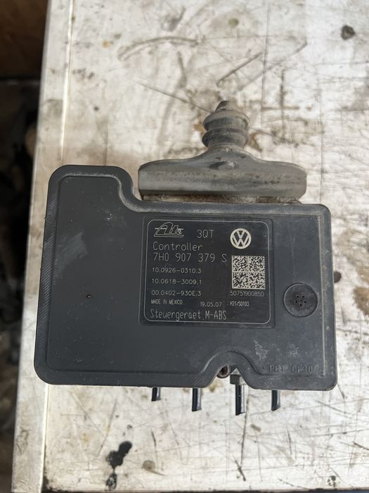 Блок ABS АБС VW T5 Т5 Т-5 1.9 2.5 Transporter 7H0907379S 7H0614117A