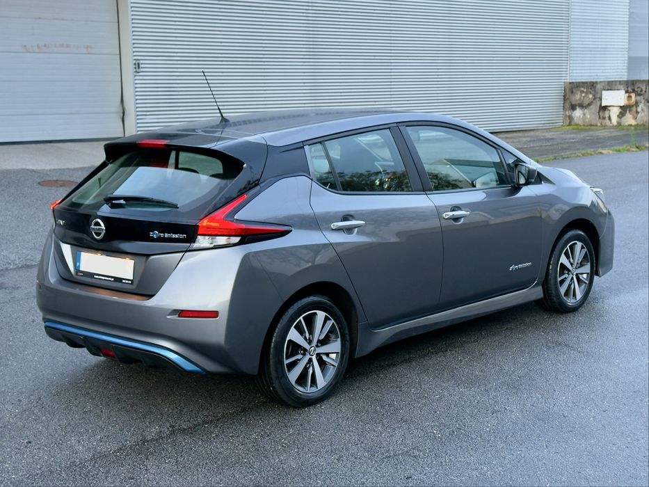 Nissan Leaf Acenta 40KWH Nacional IVA dedutivel