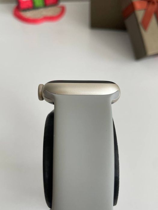 Apple Watch 7-41mm Starlight