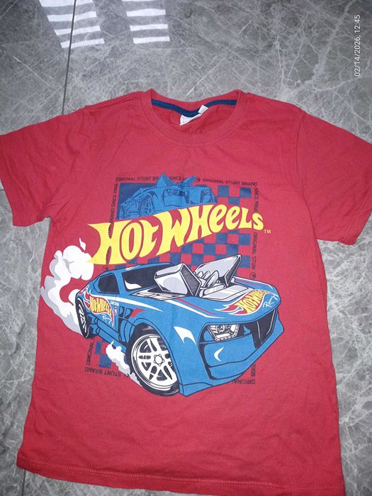 134- Minecraft, Hotwheels, zestaw bluzki bluza