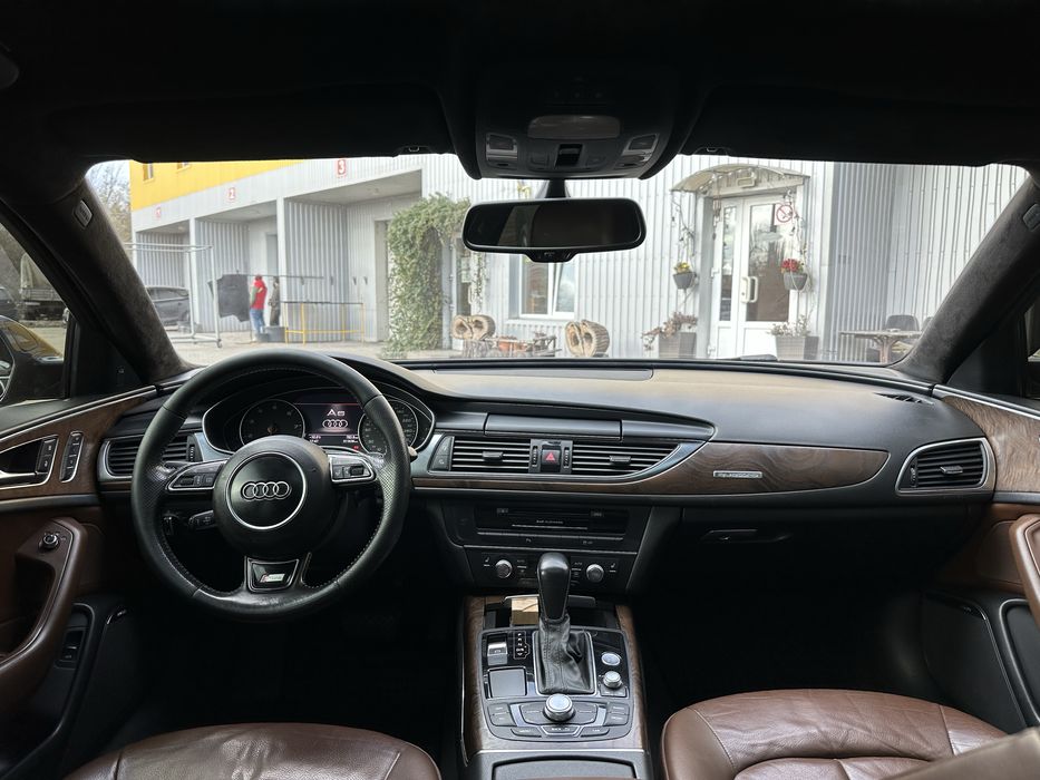 Ауді А6 C7 s Лайн