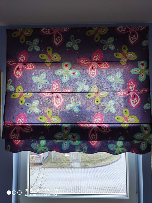 Roleta rzymska Dekoria roz 130cm X 170cm motylki pokój dziecięcy