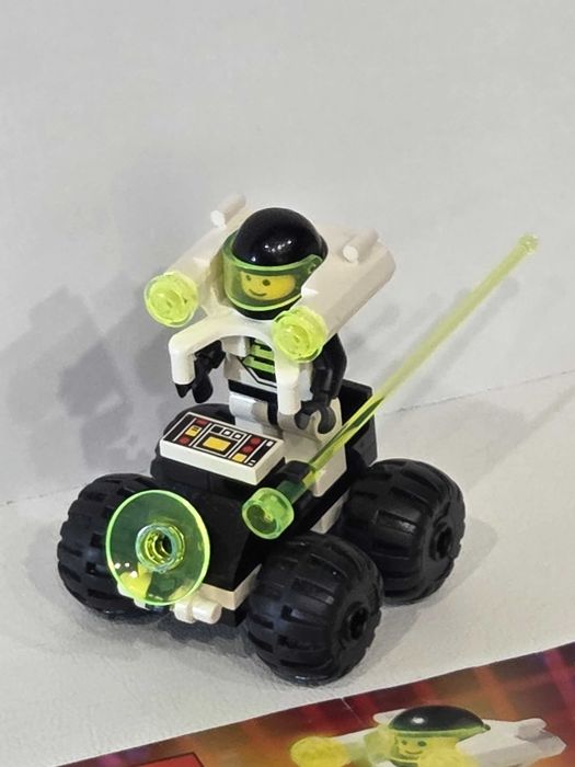 Lego 6812 Grid Trekkor Blacktron Space