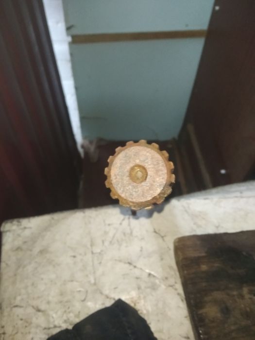 Напіввісь ( полуось) заднього мосту ГАЗ 66, 52, 53, ПАЗ