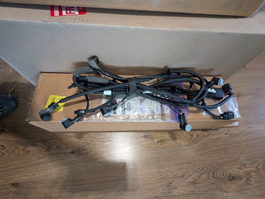 Проводка парктроніки переднього бампера Chevrolet Volt 2 84124130