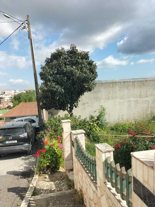 TERRENO URBANO EM ALVERCA – PROJETO PARA PRÉDIO