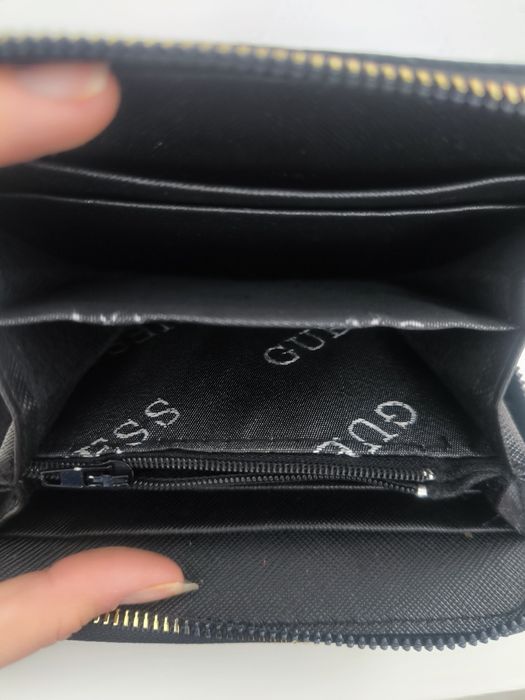 Portfel damski Guess